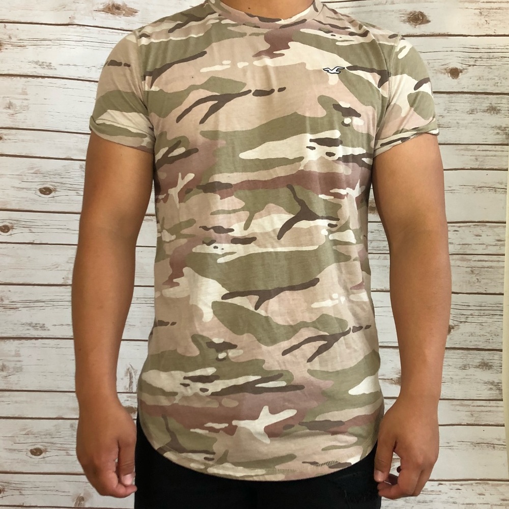 Hollister Curved Hem T-Shirt